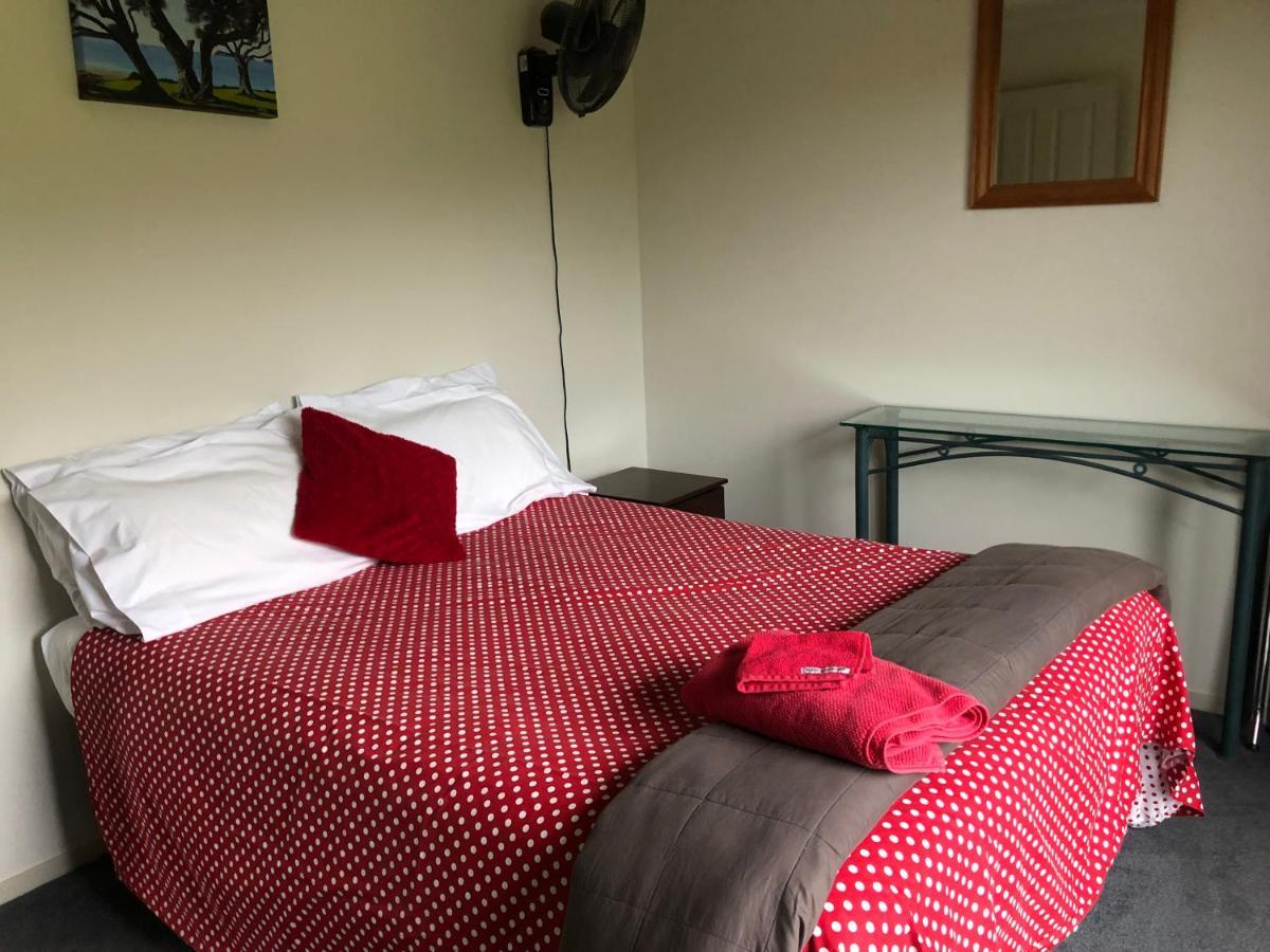 Silverdale Garden Stay Орева Екстериор снимка