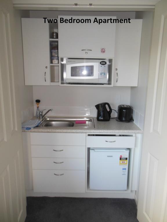 Silverdale Garden Stay Орева Стая снимка